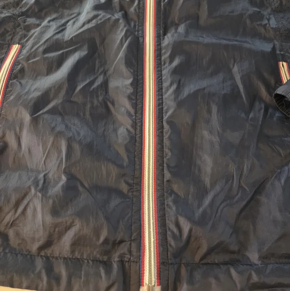 Lightweight Golf Jacket - Picture 5 of 10